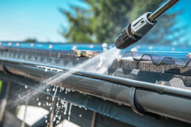 Why Choose Our Certified Pressure Washing Experts for Your Project Needs in Creve Coeur, IL?